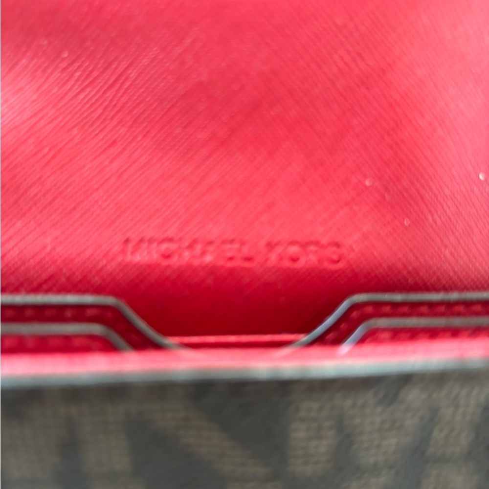 Limited edition Michael Kors Brown and Red Heart Crossbody Bag - Picture 7 of 7
